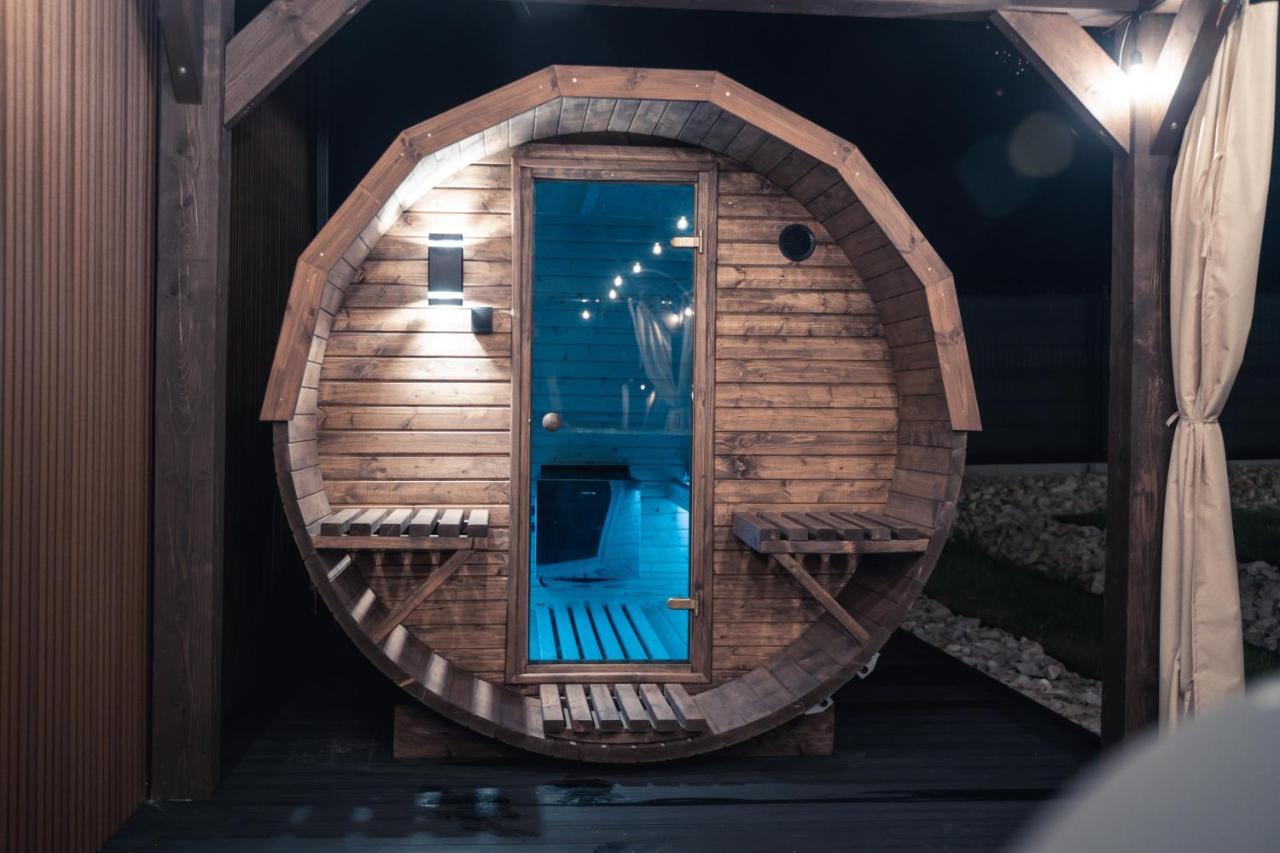 Village Resort Sauna & Jacuzzi & Netflix Tworkowa Экстерьер фото