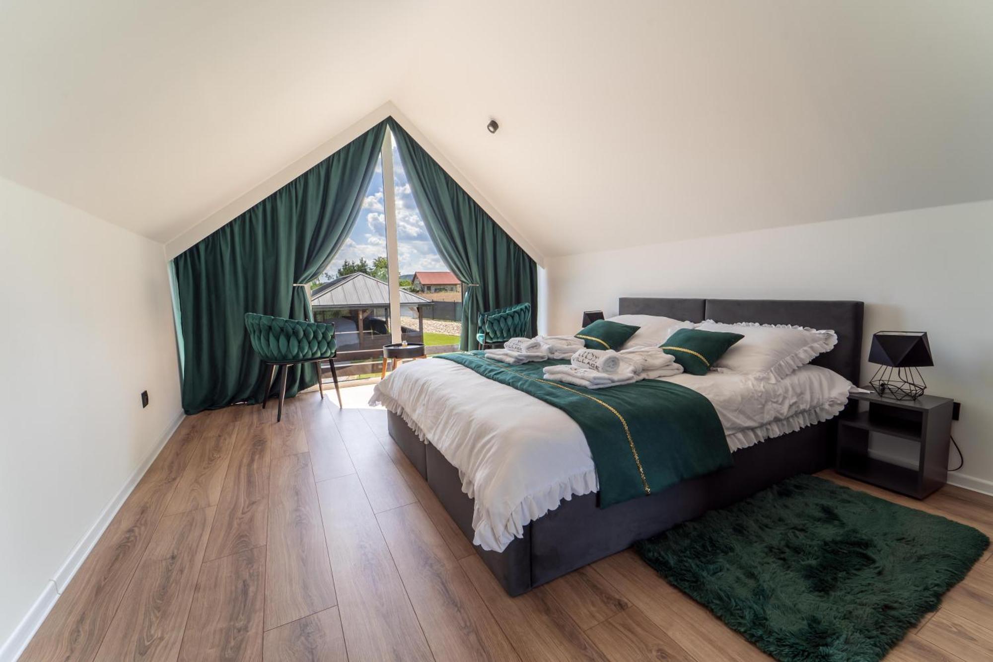 Village Resort Sauna & Jacuzzi & Netflix Tworkowa Экстерьер фото